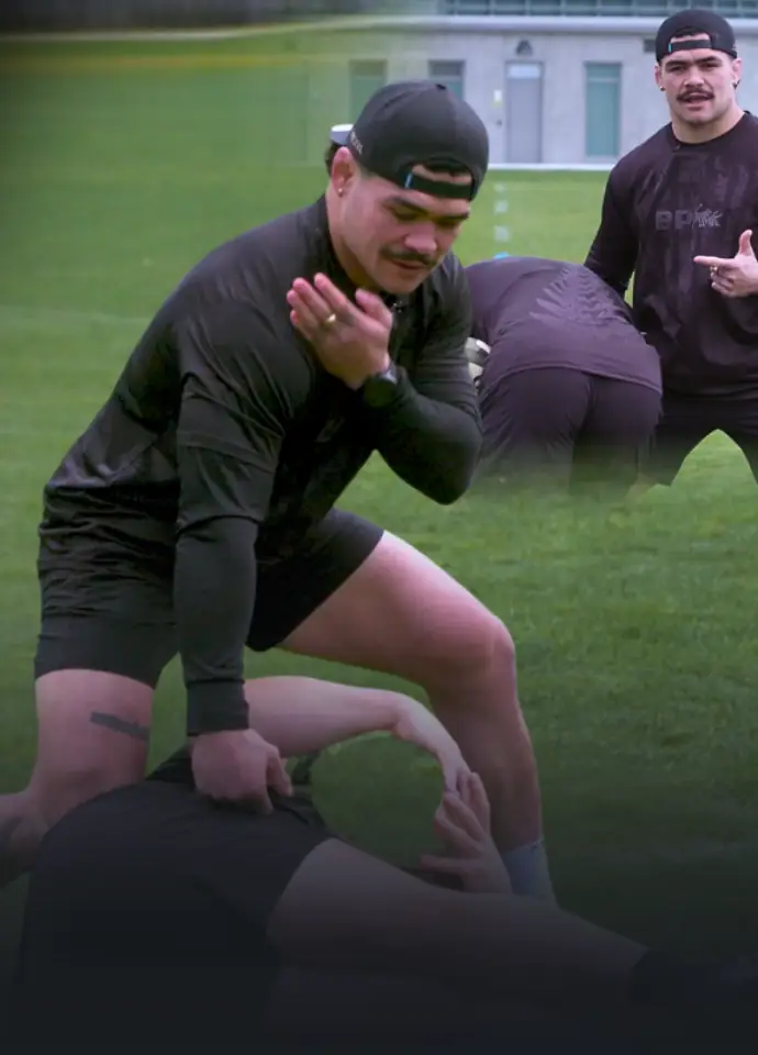 Du'Plessis Kirifi, Flanker · New Zealand international